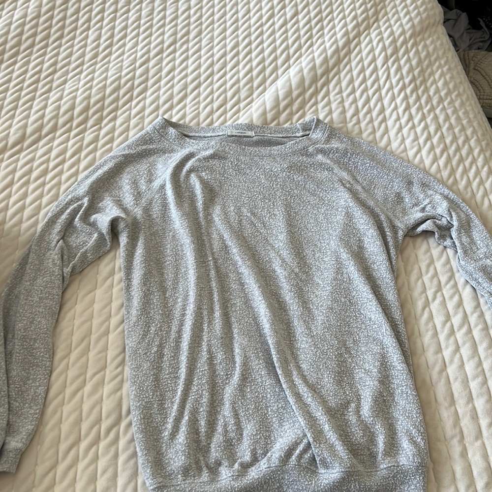 Grey Long Sleeved Shirt (046)